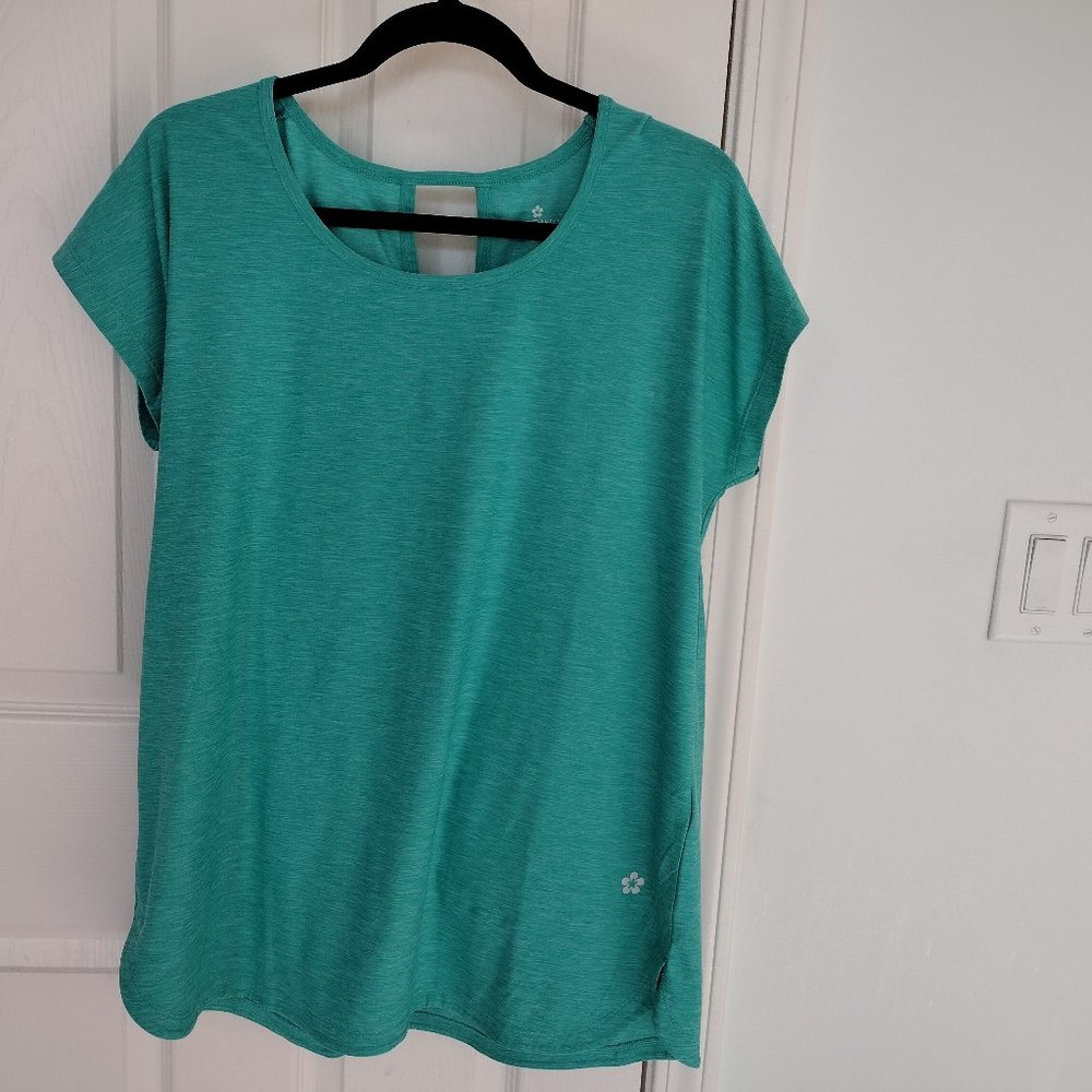 Tuff Athletics Size Large, Green